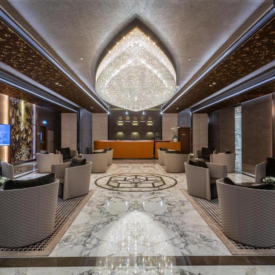 The Bentley Luxury Hotel & Suites Doha Kültér fotó