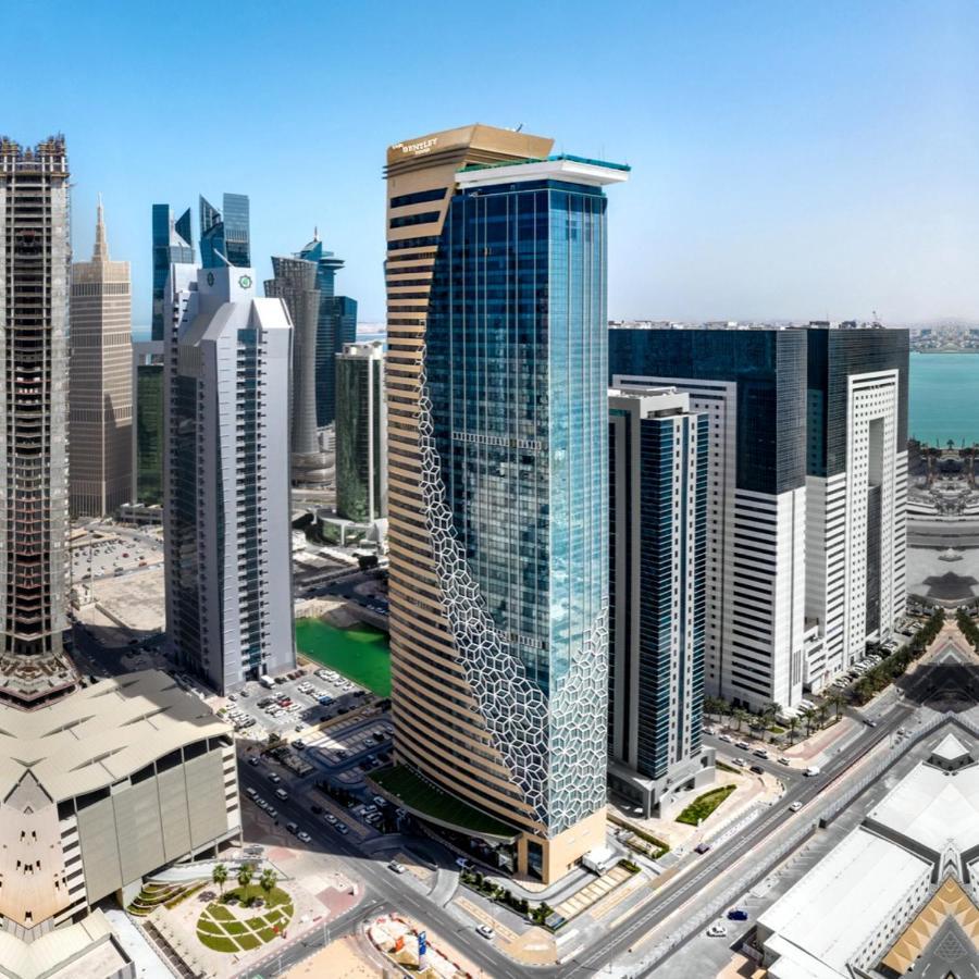 The Bentley Luxury Hotel & Suites Doha Kültér fotó